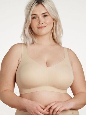 EVELYN & BOBBIE the beyond bra sand beige wireless comfort 2XL